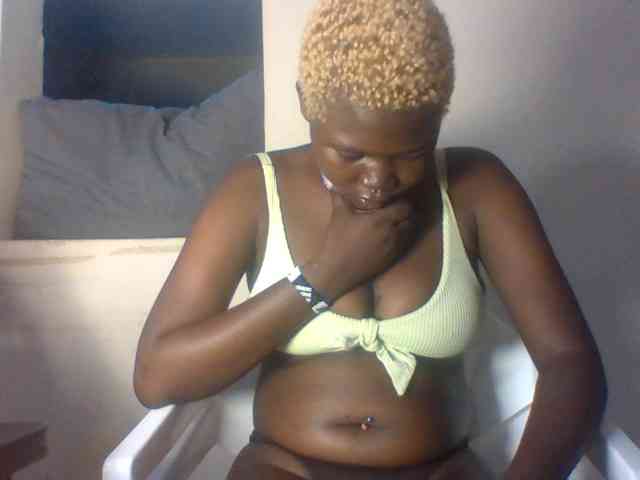 DuchessDeuces webcam