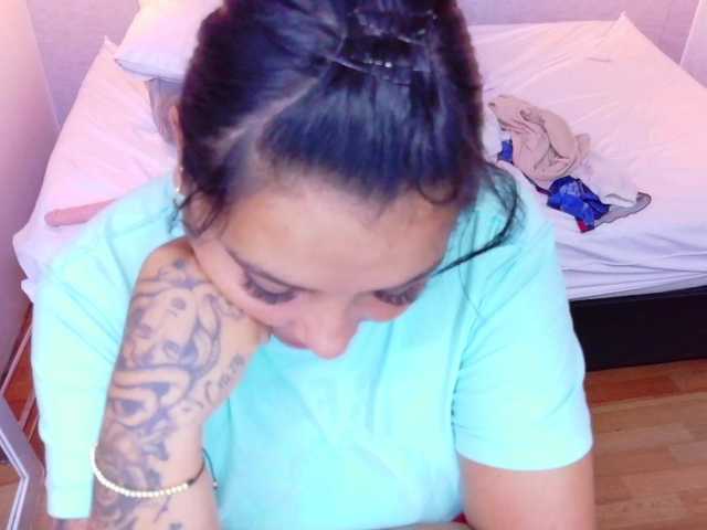 fat-naughtyass live cam on BongaCams
