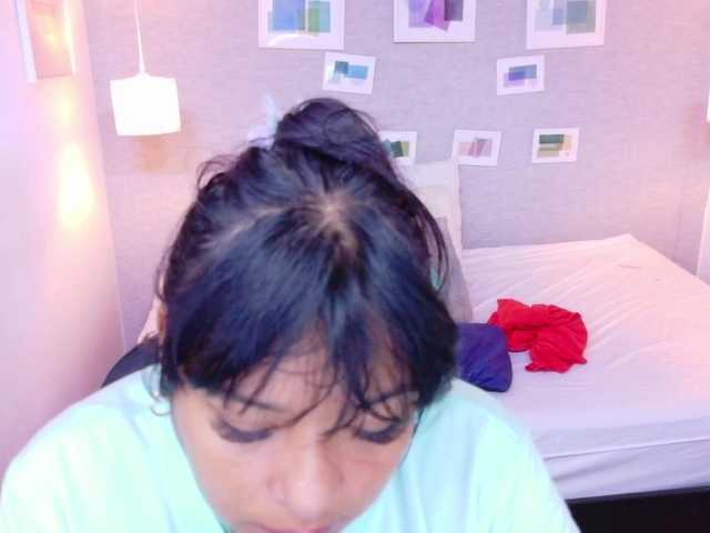 fat-naughtyass live cam on BongaCams