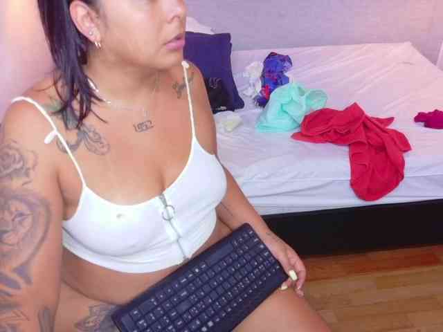 fat-naughtyass webcam