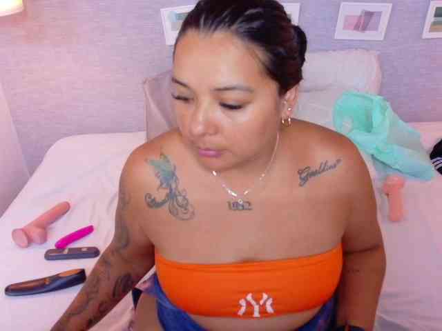 fat-naughtyass webcam