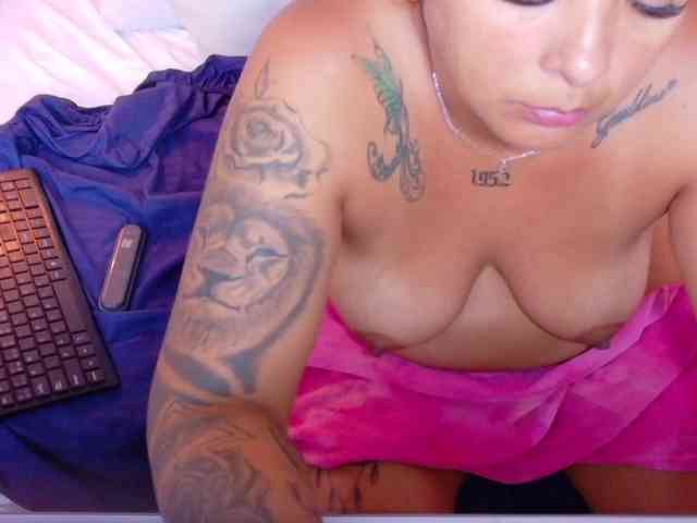fat-naughtyass webcam