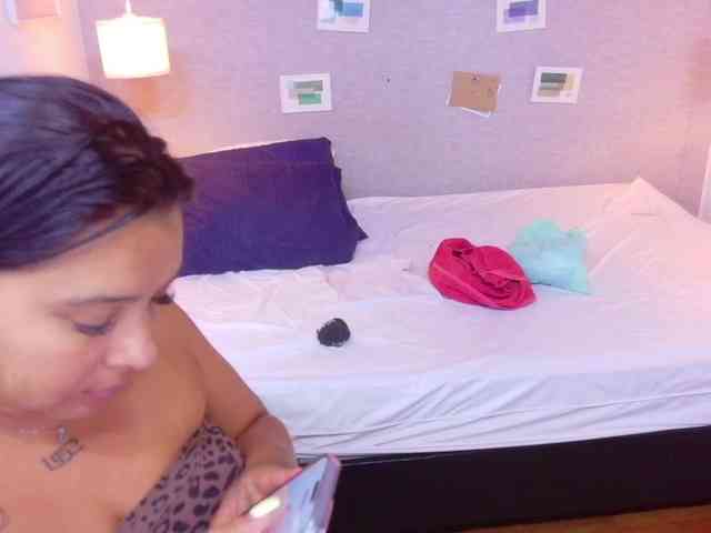 fat-naughtyass webcam