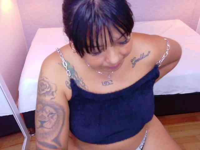 fat-naughtyass webcam