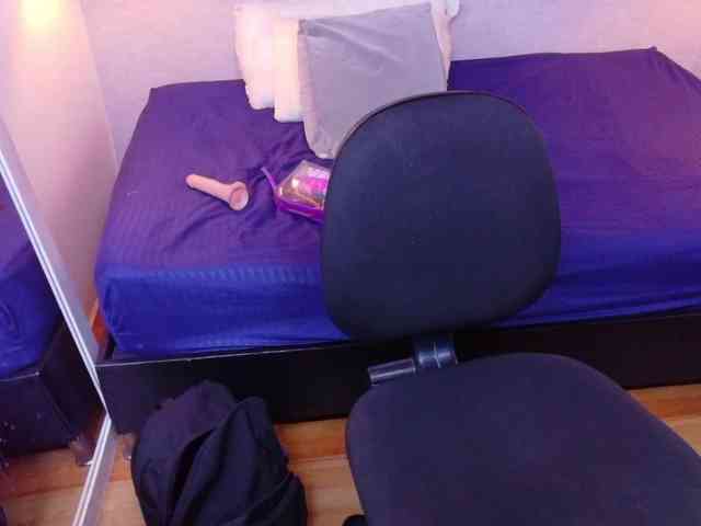 fat-naughtyass webcam