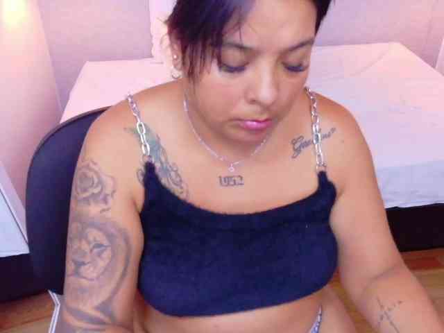 fat-naughtyass webcam