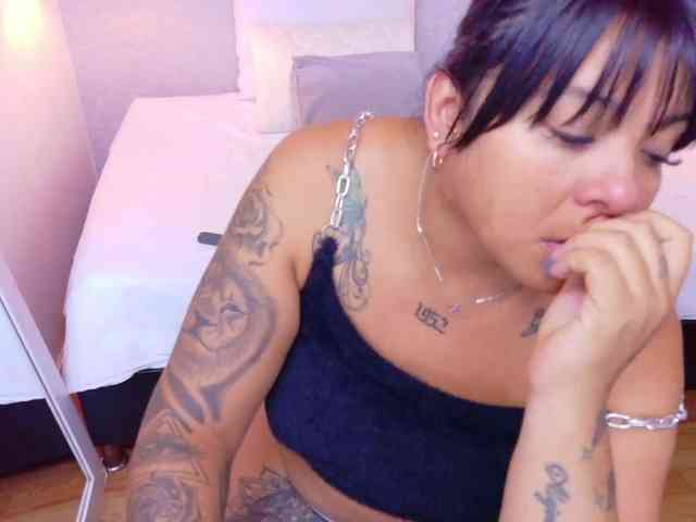 fat-naughtyass webcam