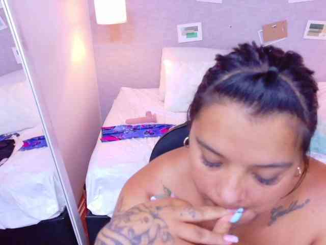 fat-naughtyass webcam