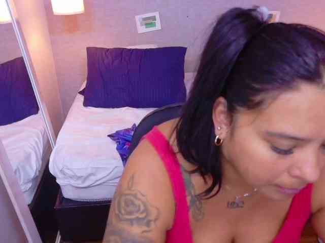 fat-naughtyass webcam