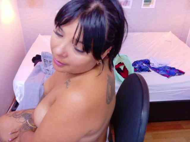 fat-naughtyass webcam