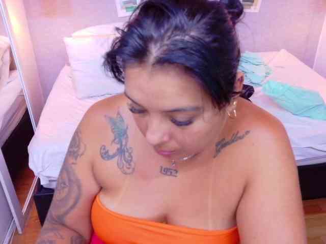 fat-naughtyass's live room