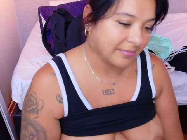 fat-naughtyass webcam
