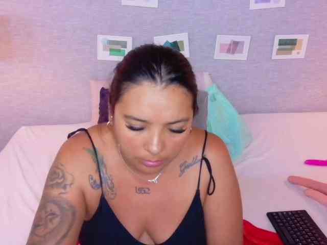 fat-naughtyass webcam