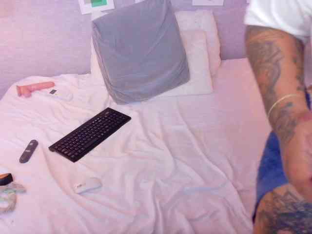 fat-naughtyass webcam