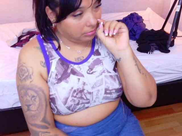 fat-naughtyass webcam