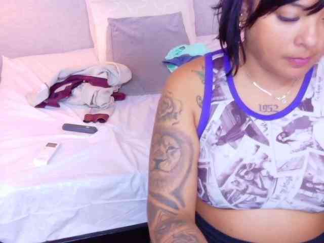 fat-naughtyass webcam