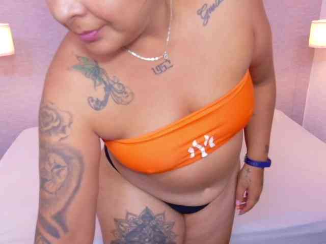 fat-naughtyass webcam