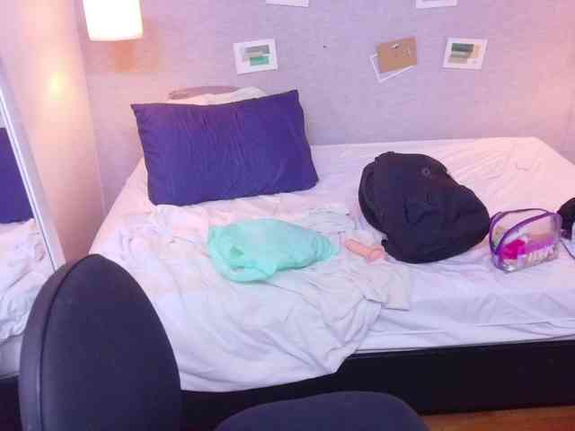 fat-naughtyass webcam