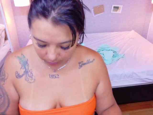 fat-naughtyass webcam