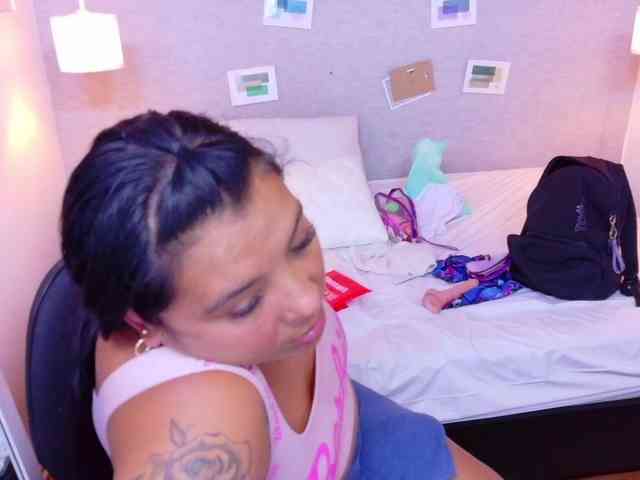 fat-naughtyass webcam