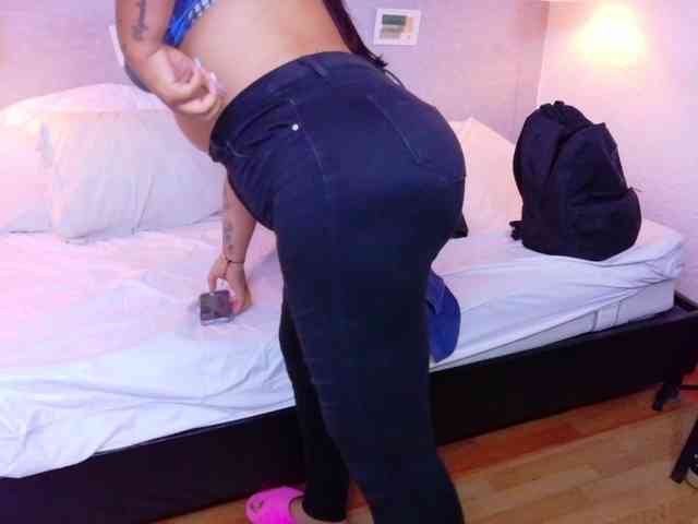 fat-naughtyass webcam