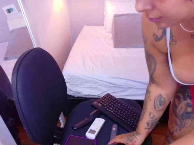 fat-naughtyass webcam