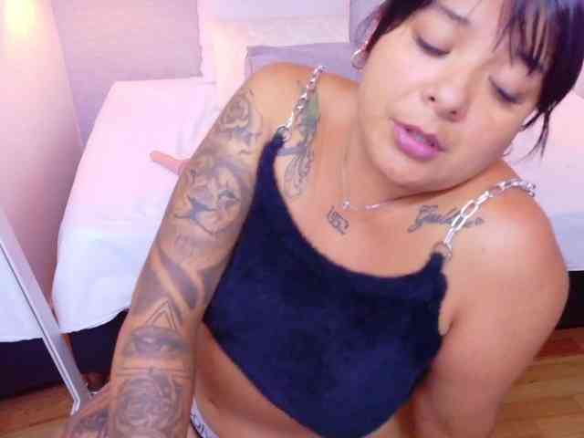 fat-naughtyass webcam