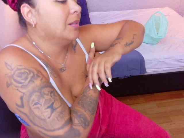 fat-naughtyass webcam