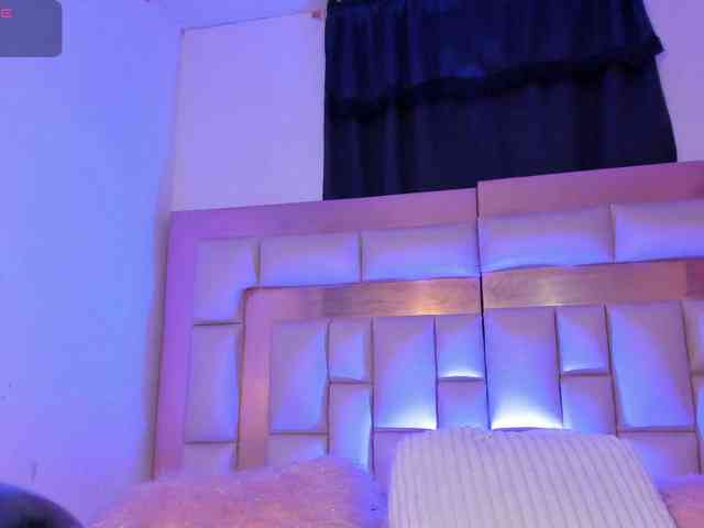 Ariannacollinsvip