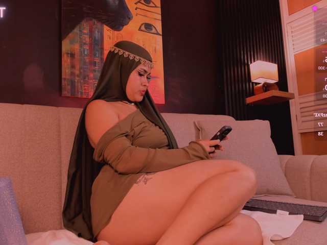 may-hadi live cam on BongaCams