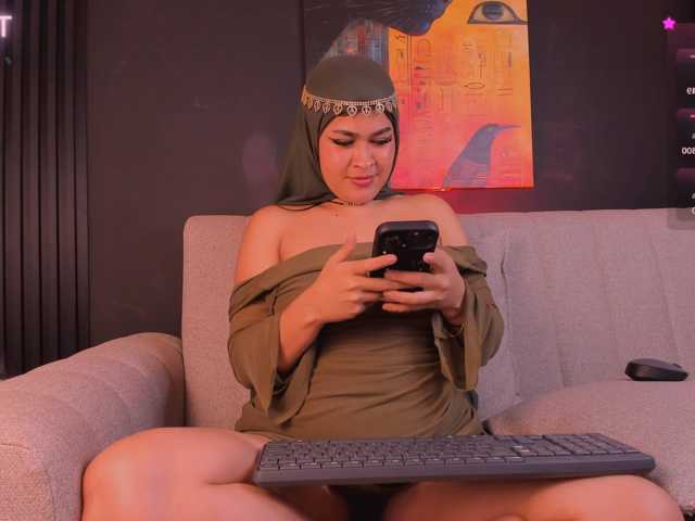 may-hadi live cam on BongaCams