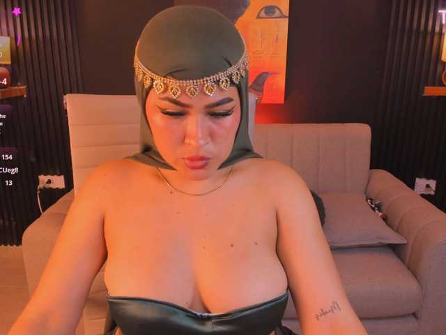 may-hadi live cam on BongaCams