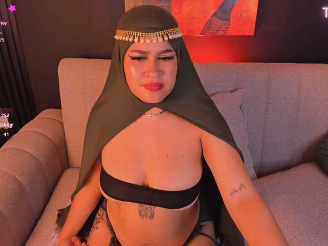 may-hadi live cam on BongaCams