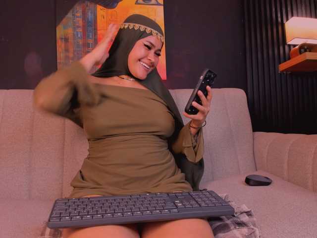 may-hadi live cam on BongaCams