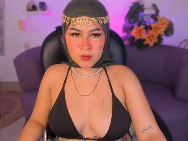 may-hadi live cam on BongaCams
