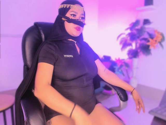 may-hadi live cam on BongaCams