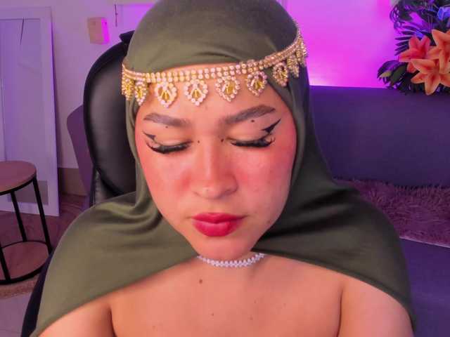 may-hadi live cam on BongaCams