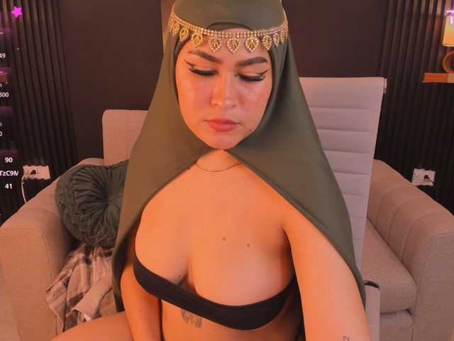 may-hadi live cam on BongaCams