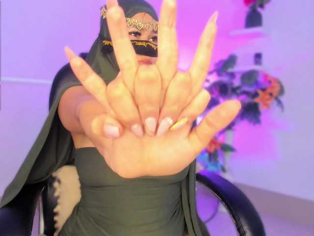 may-hadi live cam on BongaCams