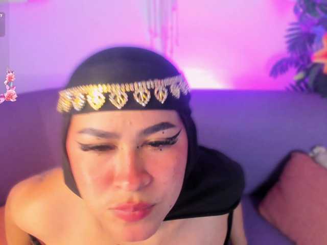 may-hadi live cam on BongaCams