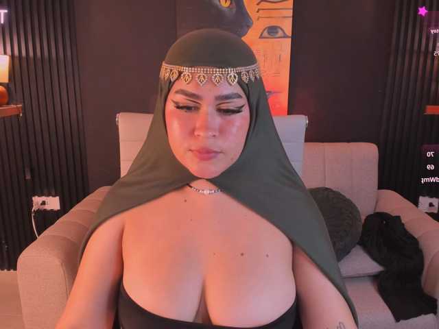 may-hadi live cam on BongaCams