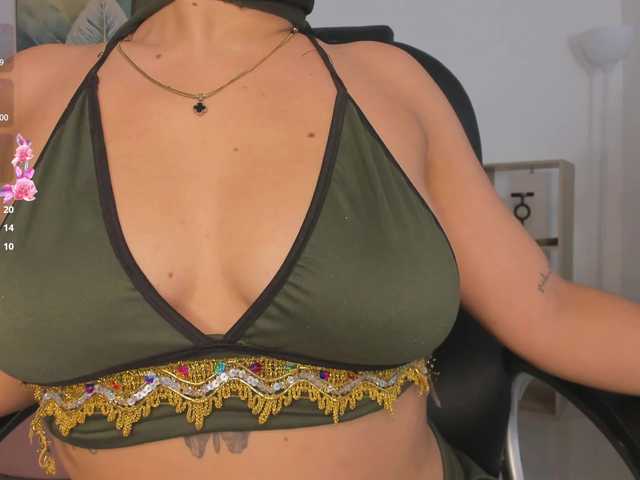 may-hadi's BongaCams show and profile