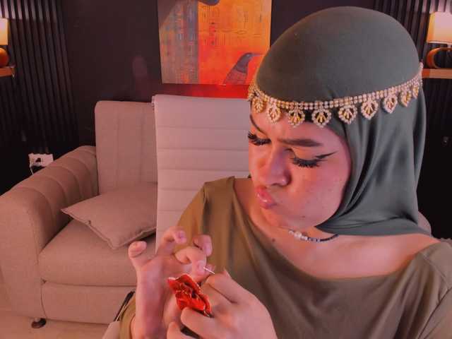 may-hadi live cam on BongaCams