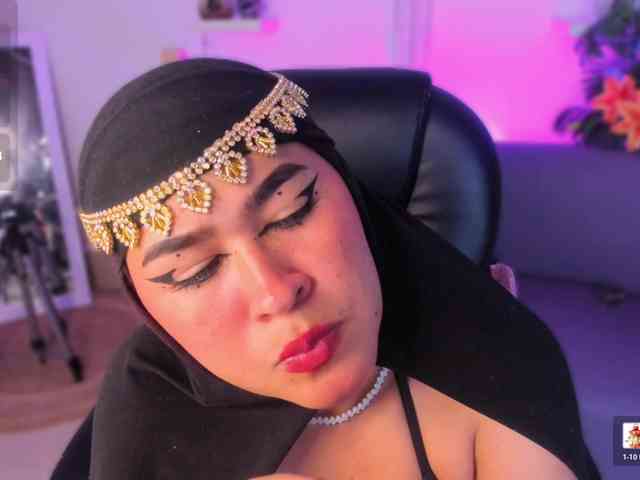 Modella: may-hadi