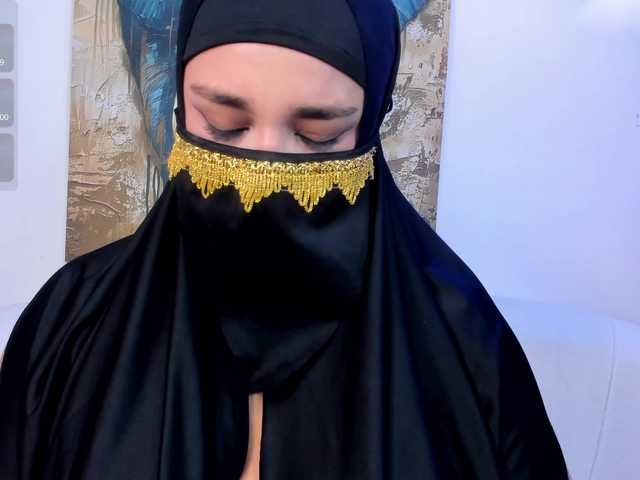 amila-hagda live cam on BongaCams