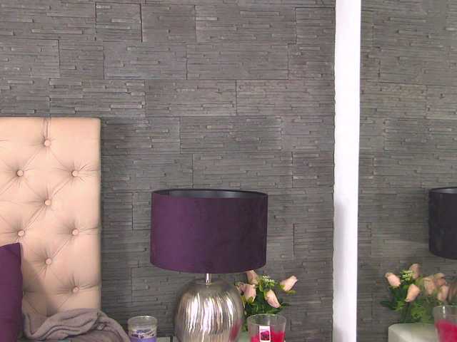 VannyFoxx live cam on BongaCams