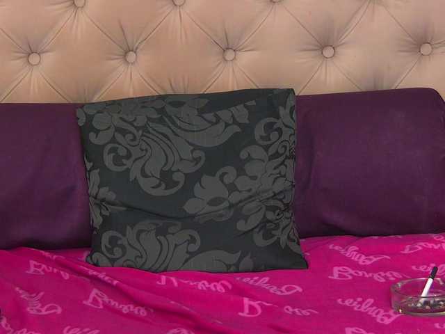 VannyFoxx live cam on BongaCams