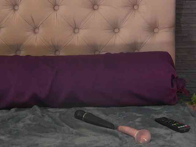 VannyFoxx webcam