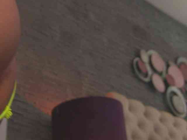 VannyFoxx webcam