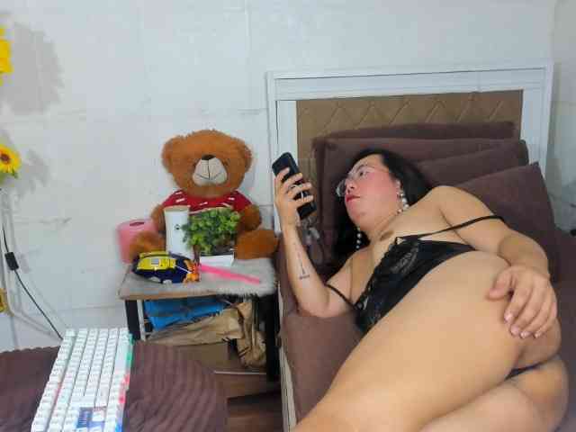 TsBigCumBlast Sex Cam Show